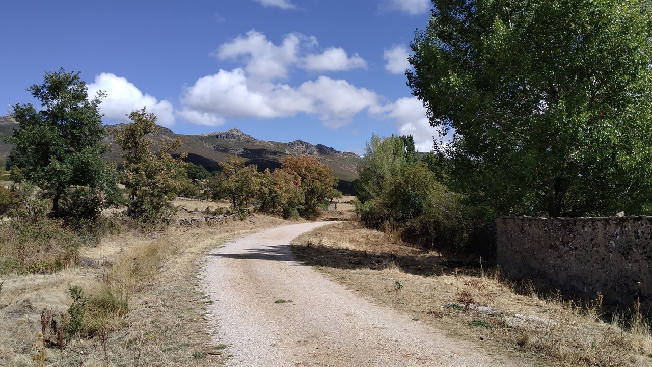 Photo of Outdoor in Bustares