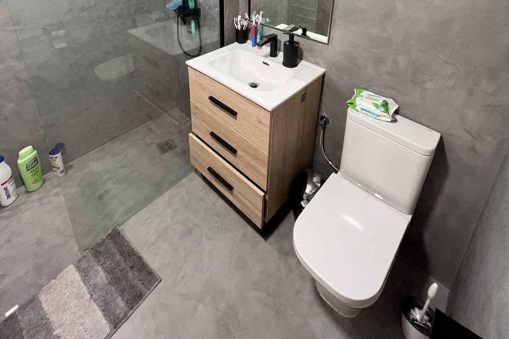 Photo of Bathroom in Benagalbon