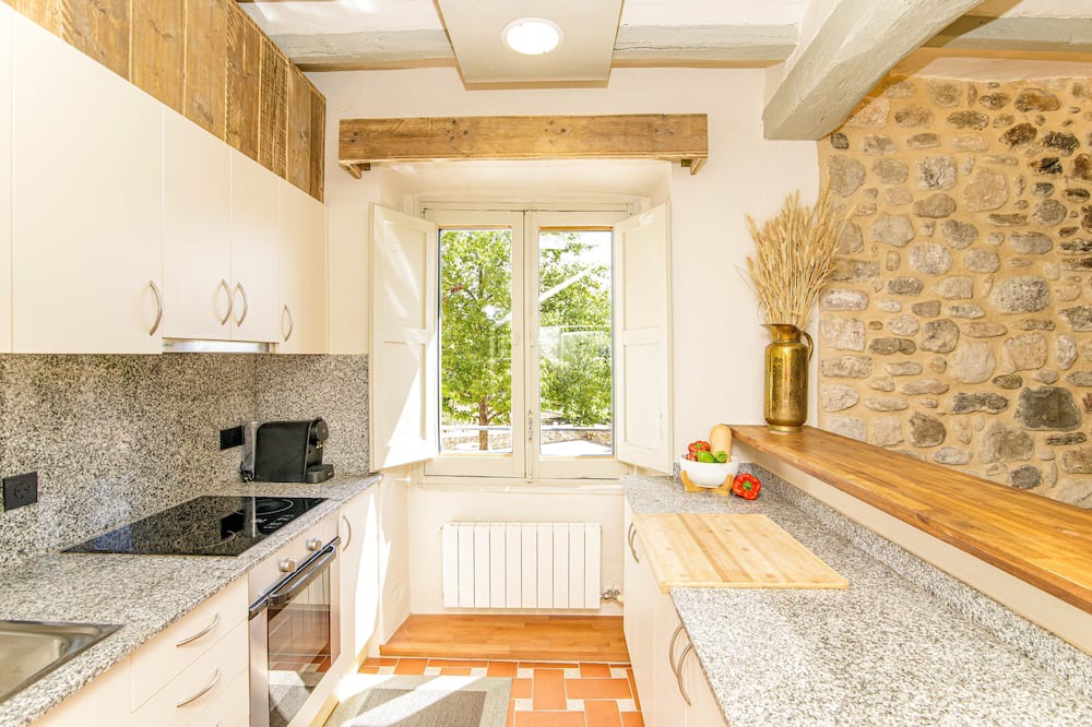 Photo of Kitchen in Besalu