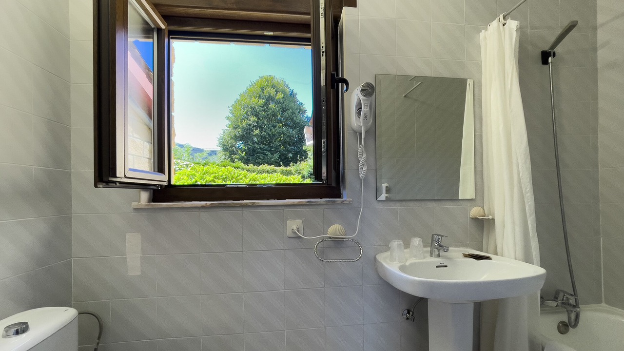 Photo of Bathroom in Mestas de Con