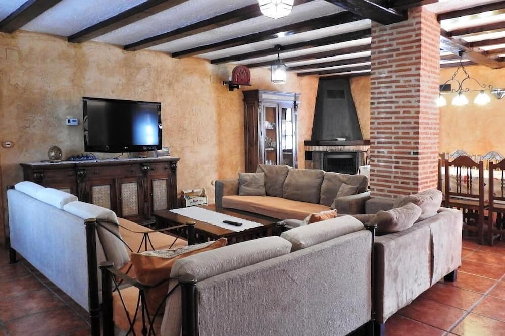 Photo of Livingroom in Villanueva de Arriba