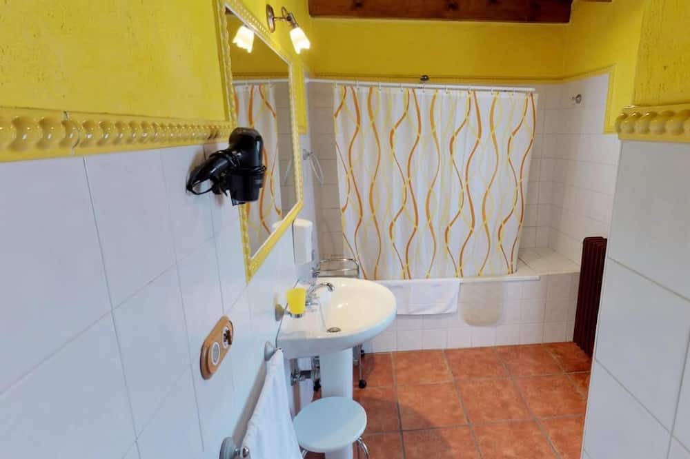 Photo of Bathroom in Villanueva de Arriba