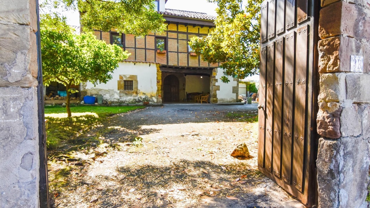 Photo of Outdoor in Revilla