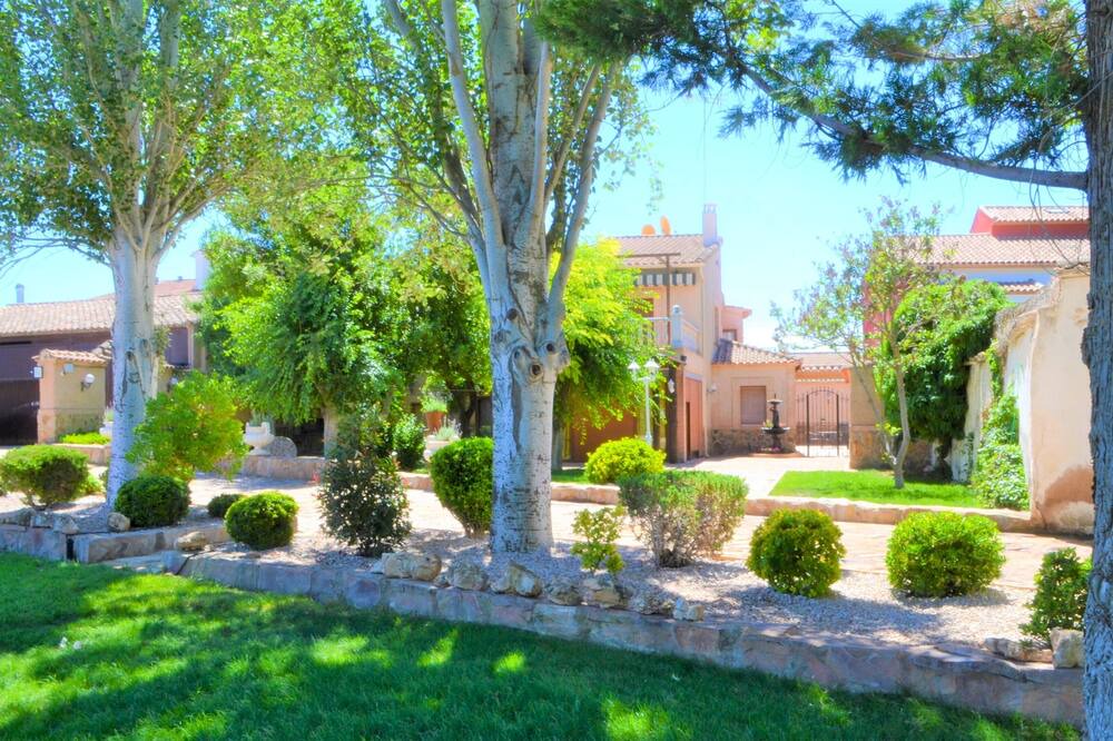 Photo of Outdoor in Fernan Caballero