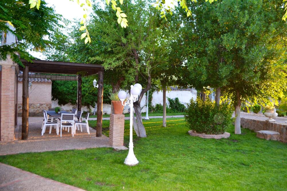 Photo of Outdoor in Fernan Caballero