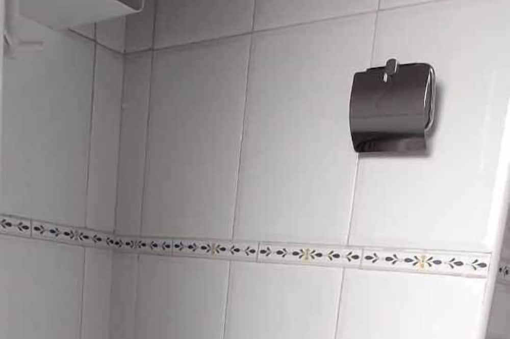 Photo of Bathroom in Nueva