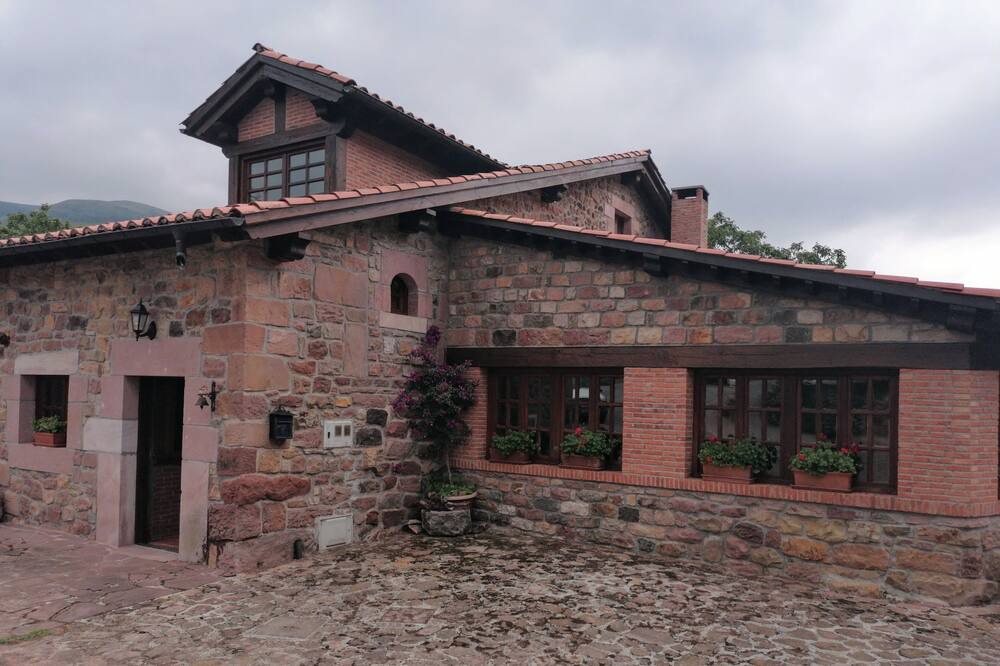 Photo of Outdoor in Carmona