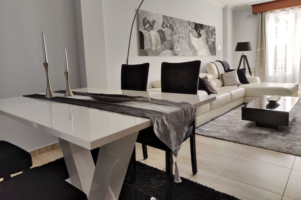 Photo of Livingroom in Naron