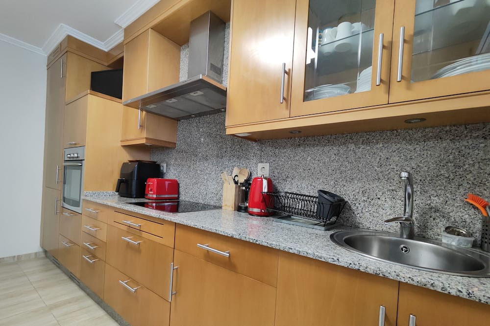 Photo of Kitchen in Naron