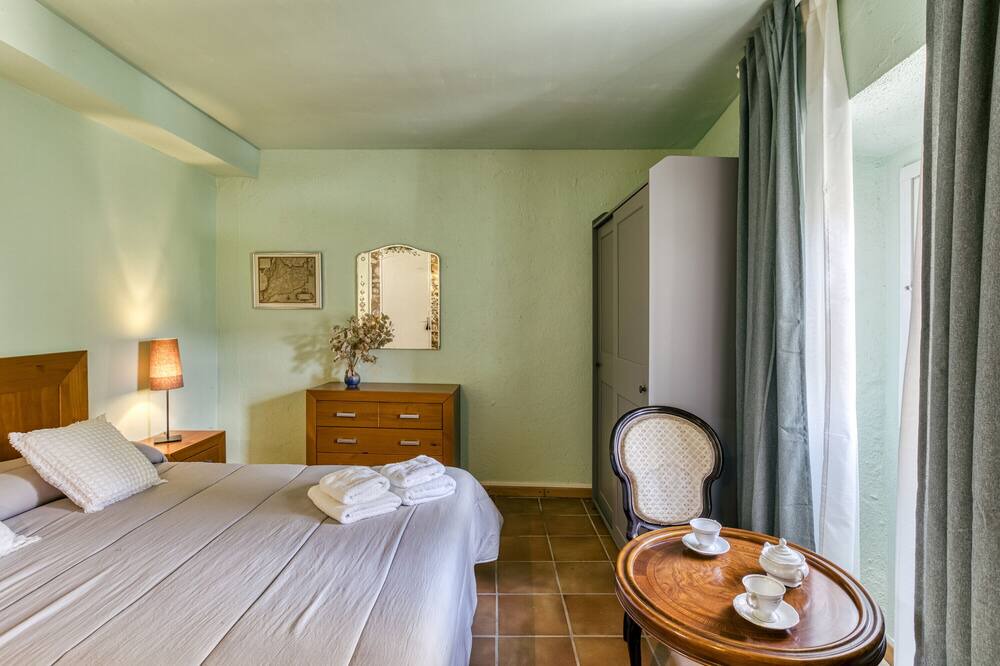 Photo of Bedroom in Boadella i les Escaules
