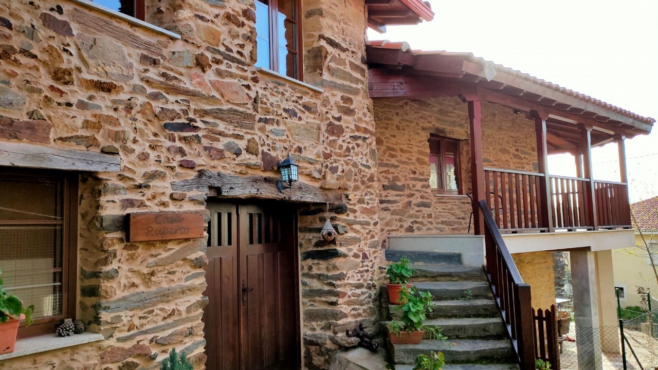 Photo of Outdoor in Doade