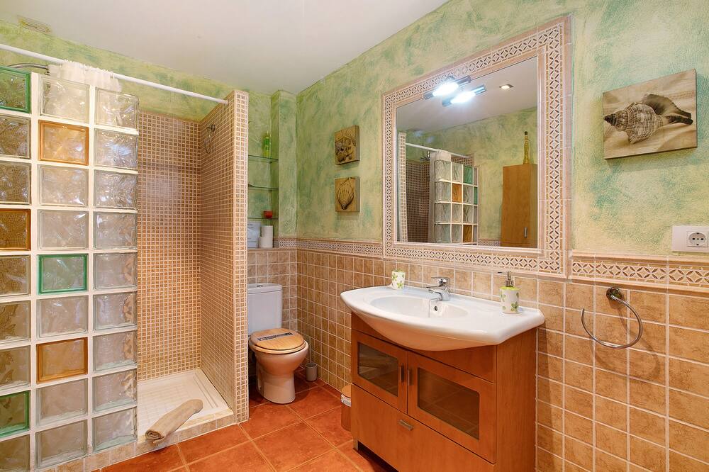 Photo of Bathroom in La Jaca