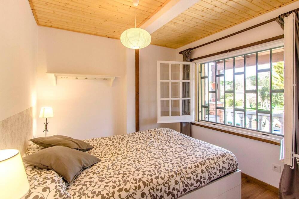 Photo of Bedroom in Santa Coloma de Farners