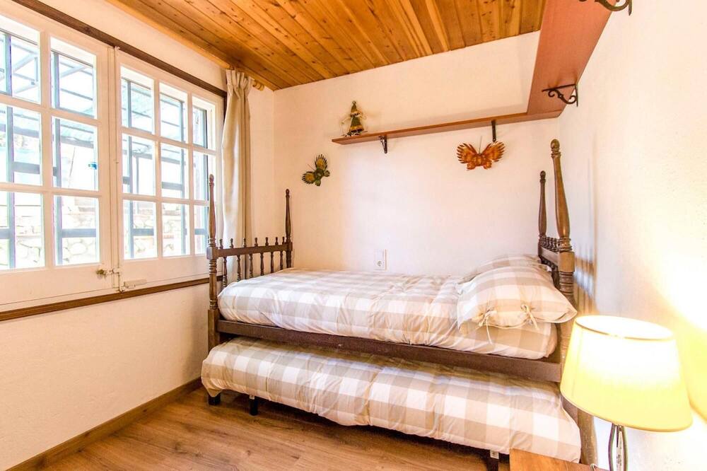 Photo of Bedroom in Santa Coloma de Farners