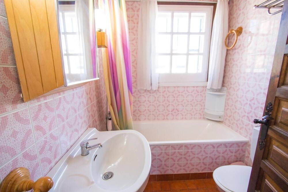 Photo of Bathroom in Santa Coloma de Farners