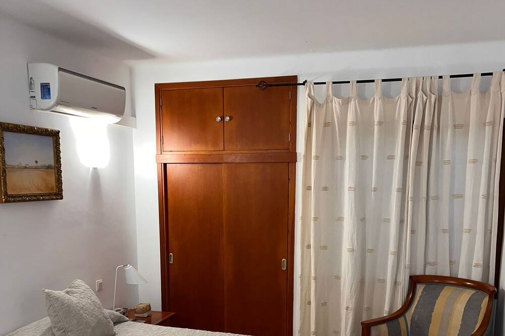 Photo of Bedroom in El Toro