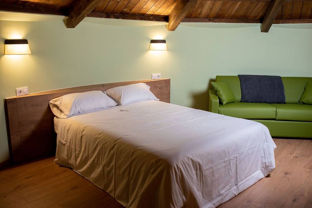 Photo of Bedroom in Laza