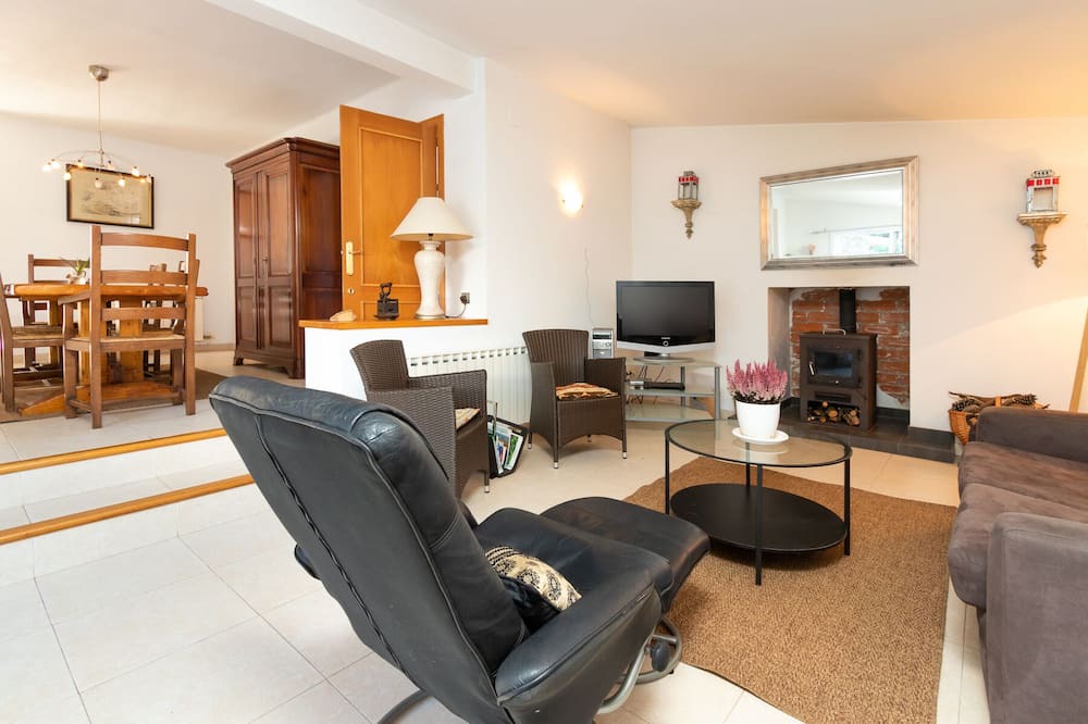 Photo of Livingroom in Lloret Blau