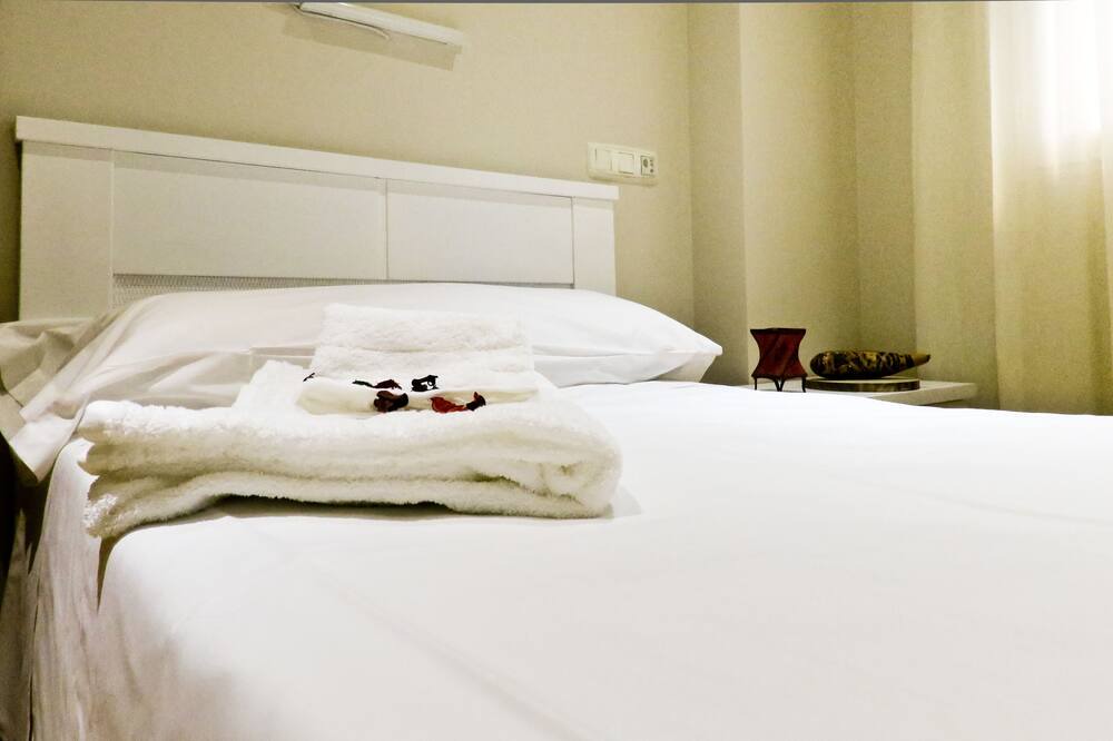 Photo of Bedroom in Toro