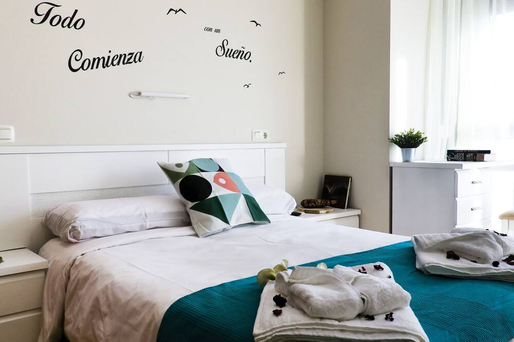 Photo of Bedroom in Toro
