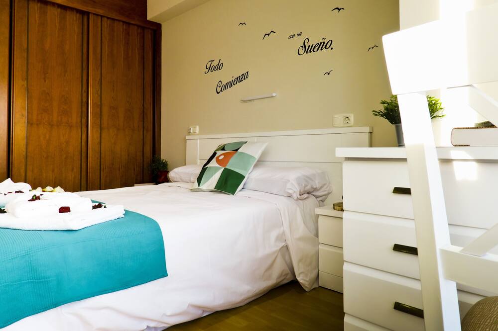 Photo of Bedroom in Toro
