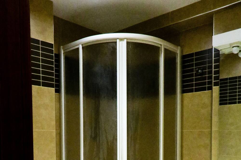 Photo of Bathroom in Toro