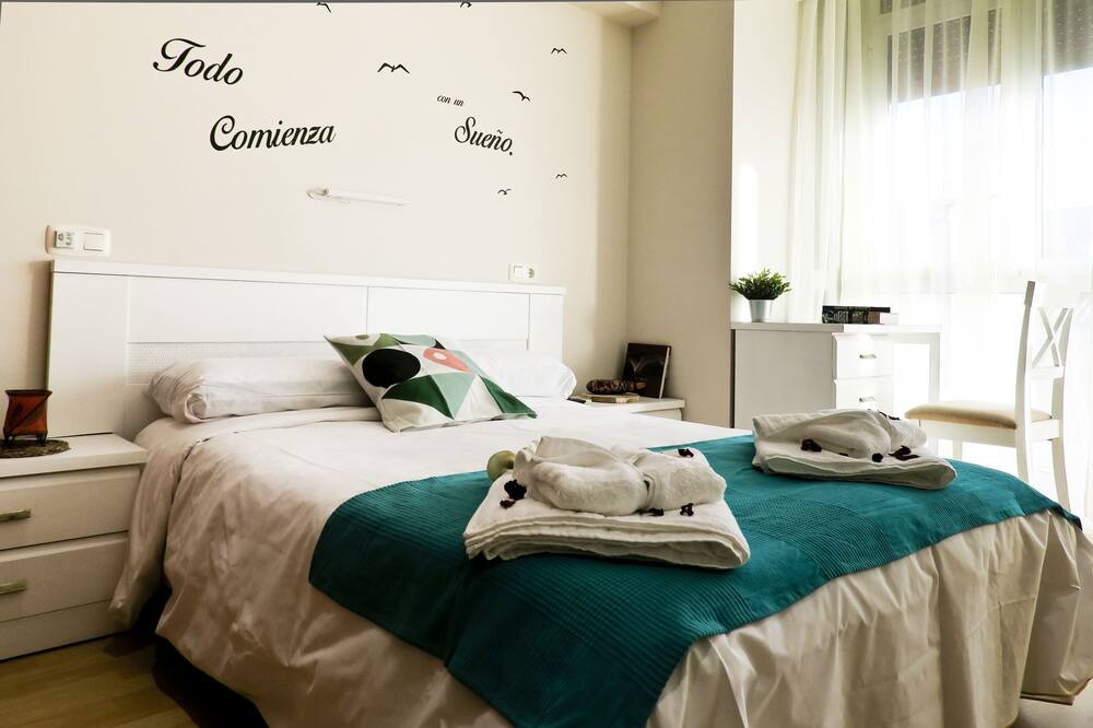 Photo of Bedroom in Toro