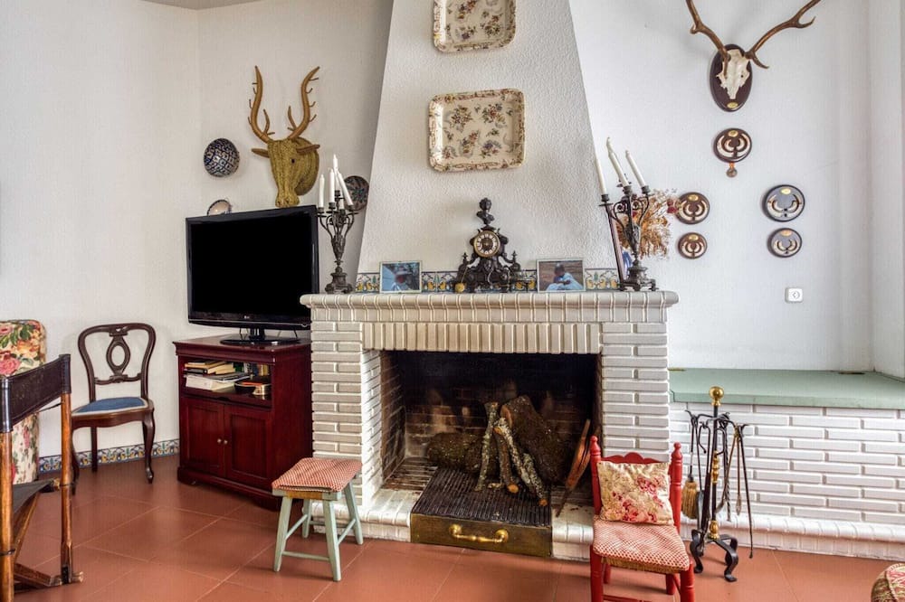 Photo of Livingroom in Higuera de la Sierra