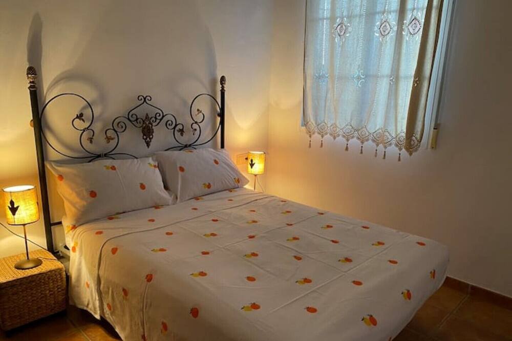 Photo of Bedroom in Arenas del Rey