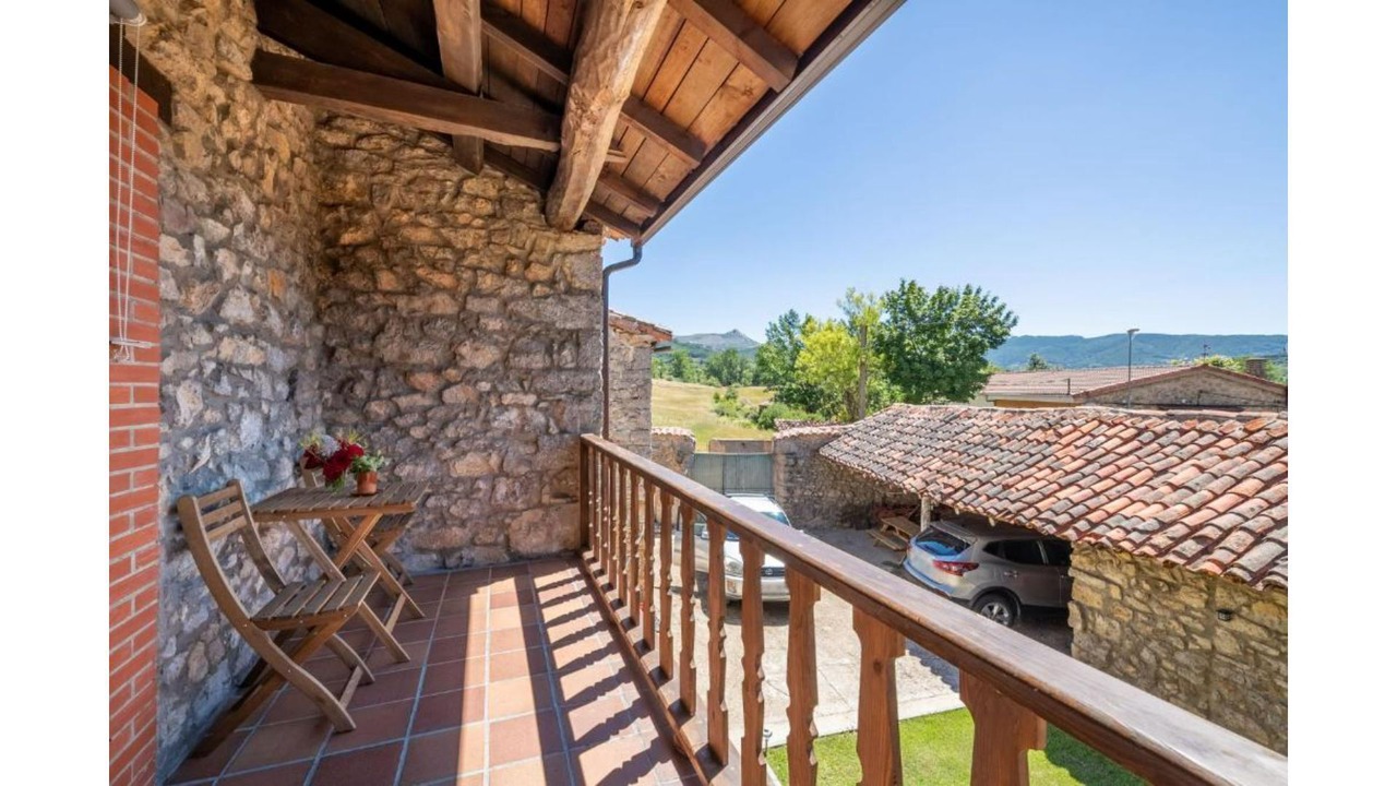 Photo of Outdoor in Reyero