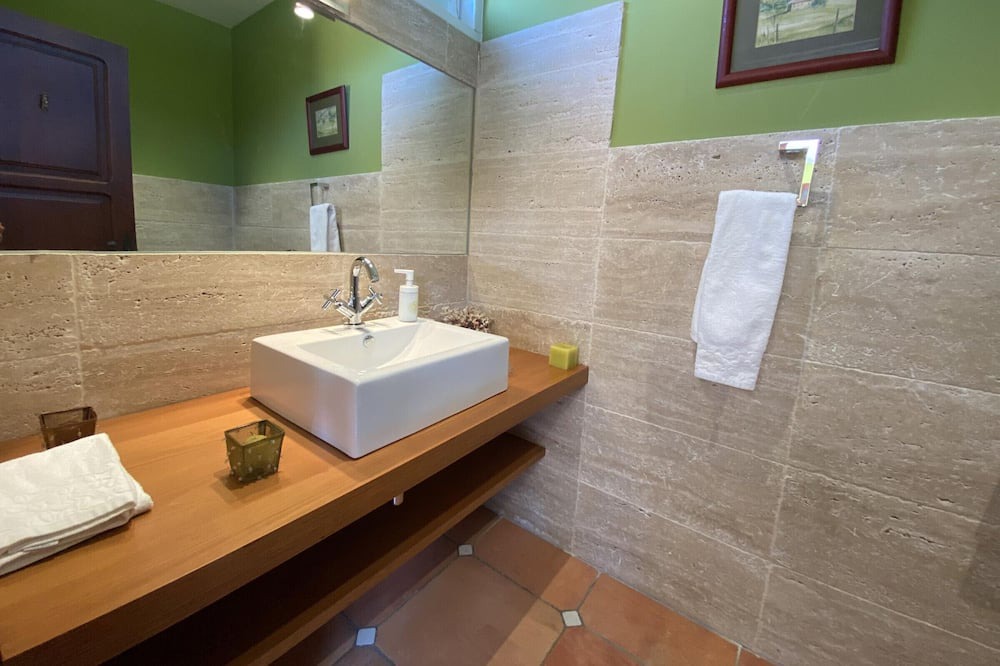 Photo of Bathroom in Sada