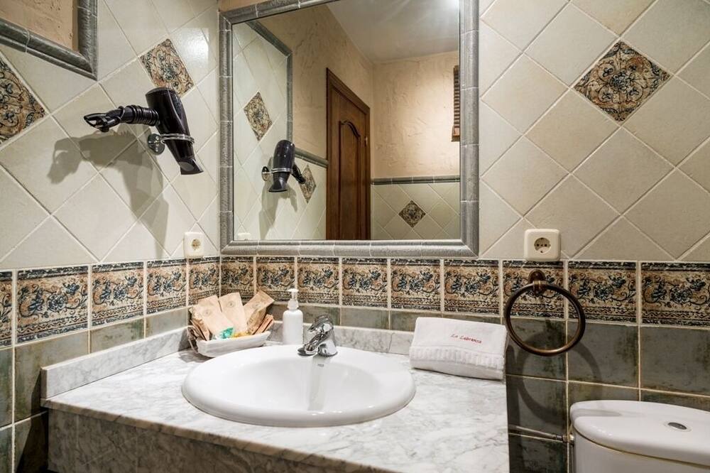 Photo of Bathroom in Grajera