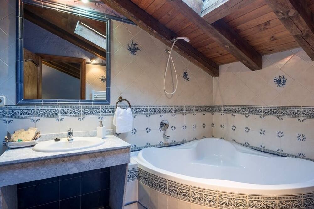 Photo of Bathroom in Grajera