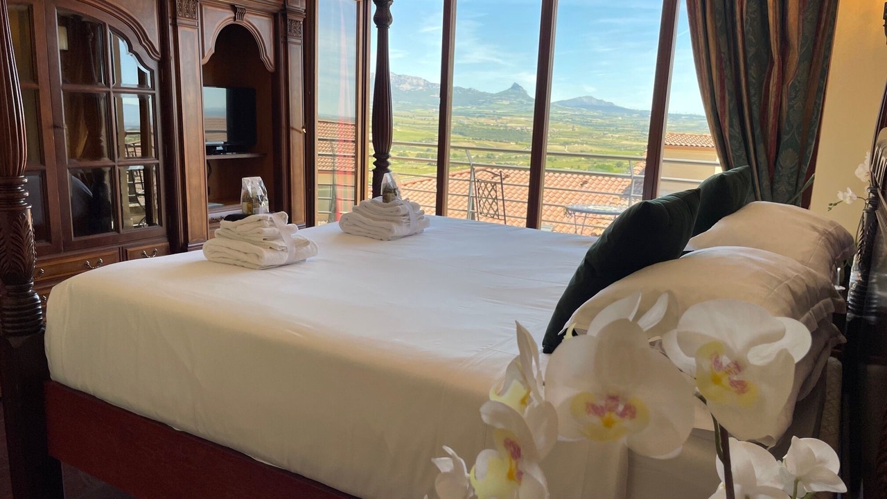 Photo of Bedroom in Laguardia Old Town