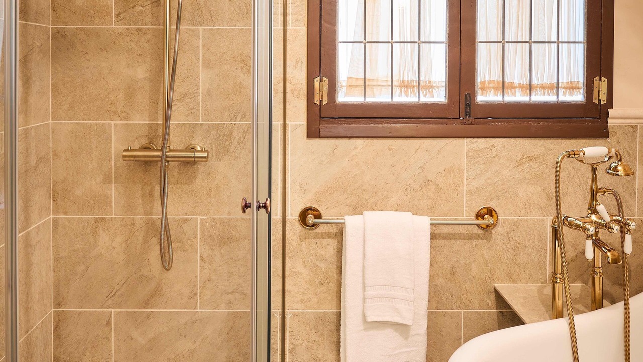 Photo of Bathroom in Laguardia Old Town