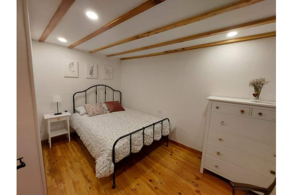 Photo of Bedroom in Llanaves de la Reina