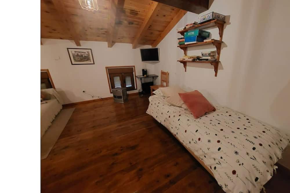 Photo of Bedroom in Llanaves de la Reina