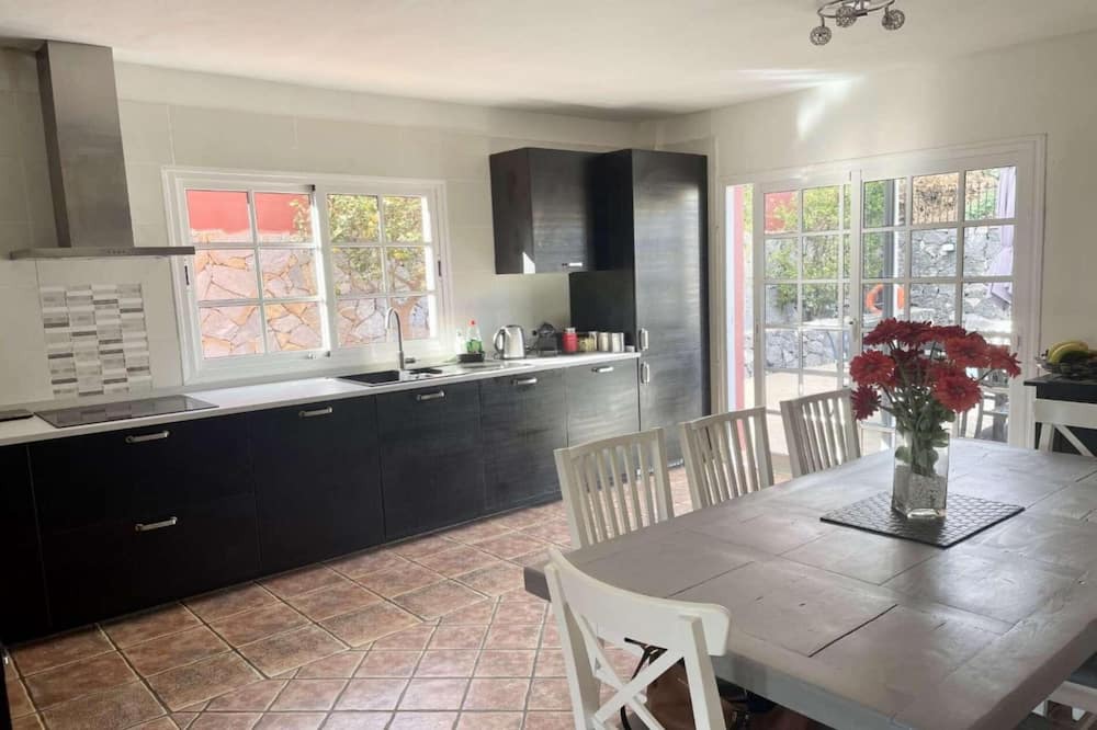 Photo of Kitchen in Buzanada