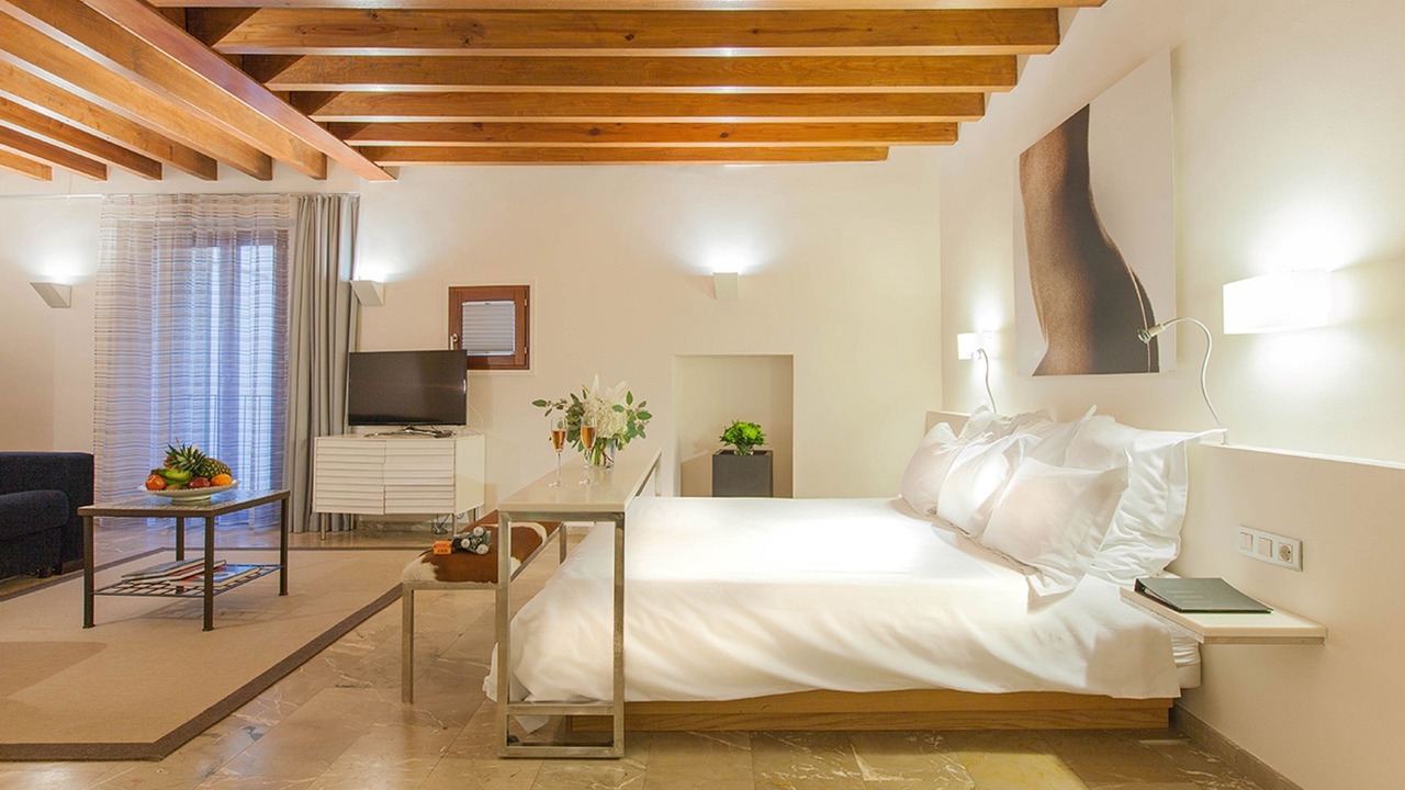 Photo of Bedroom in La Llotja-Born