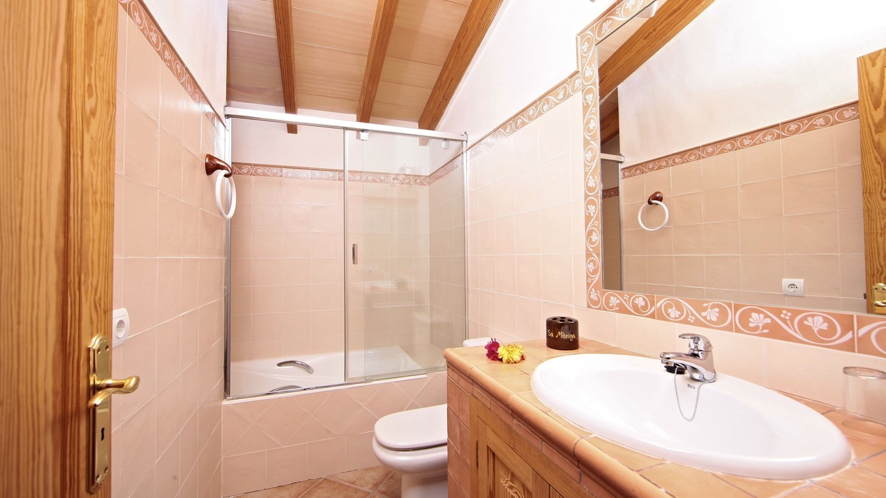Photo of Bathroom in Bunyola