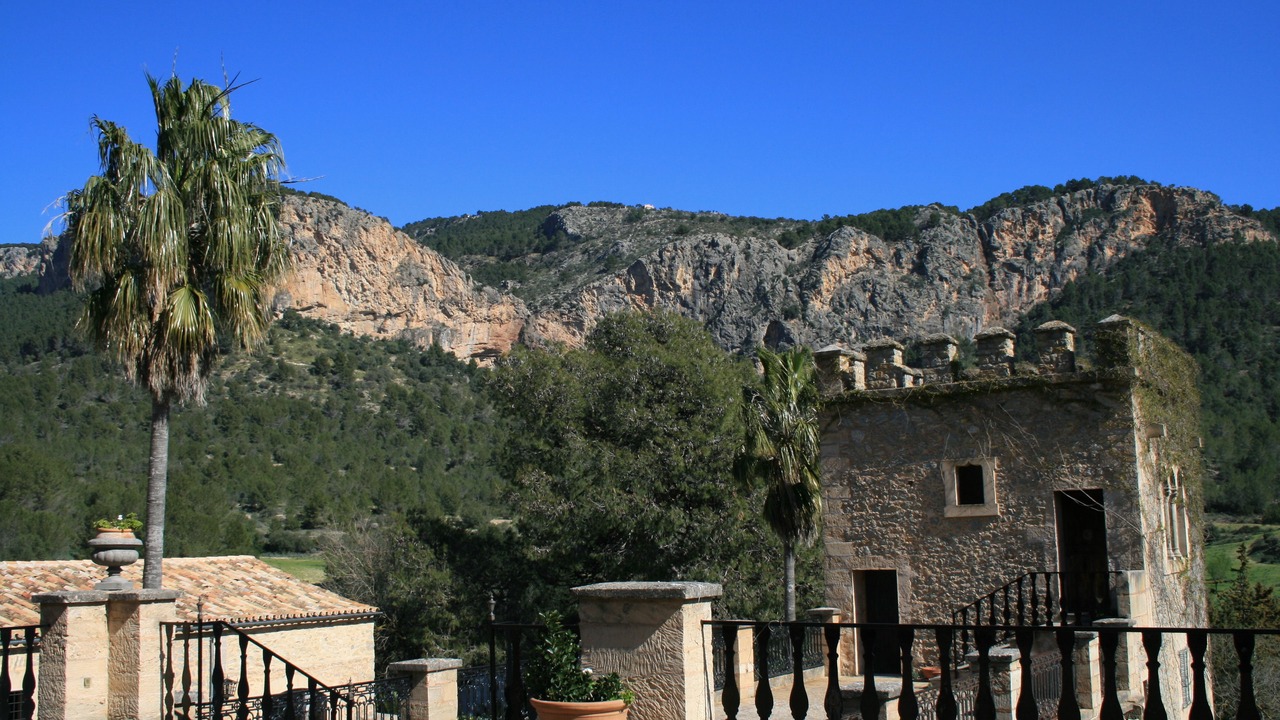 Photo of Buildings in Puigpunyent