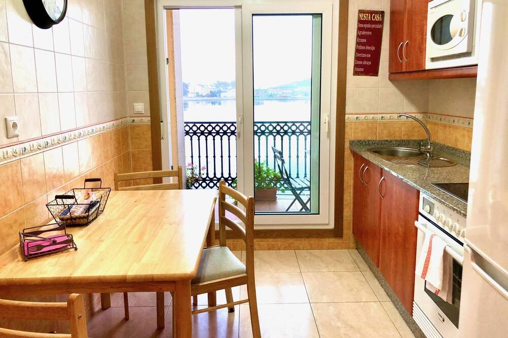 Photo of Kitchen in Viveiro