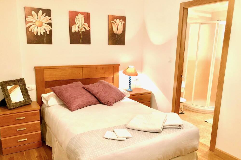 Photo of Bedroom in Viveiro