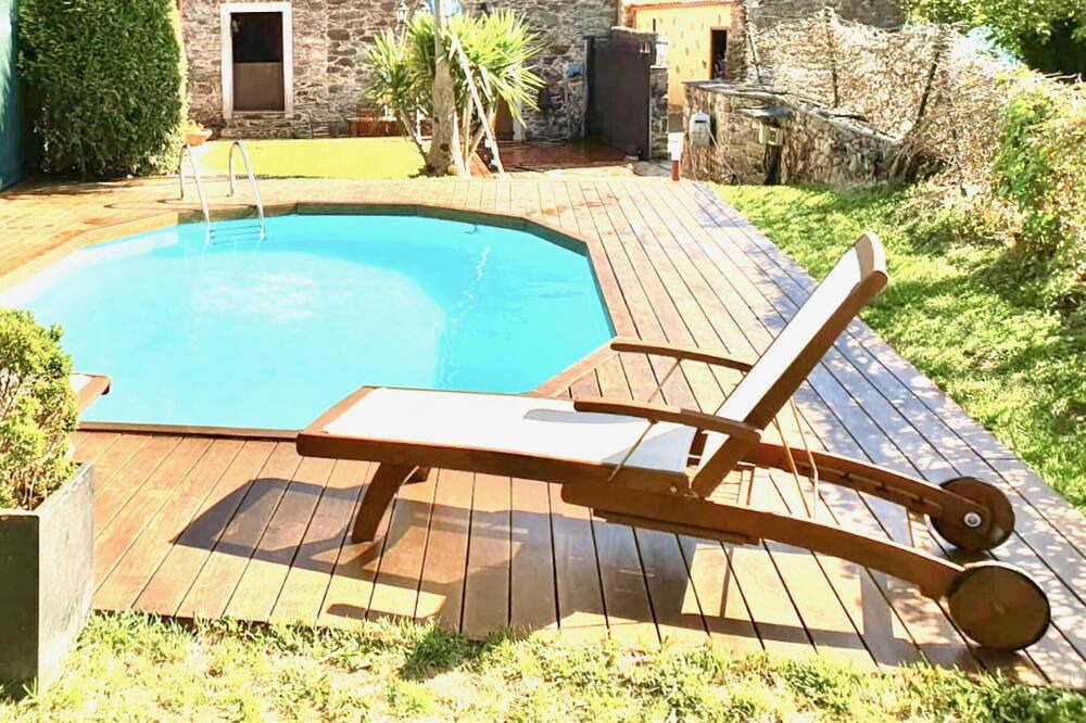 Photo of Outdoor in Feas