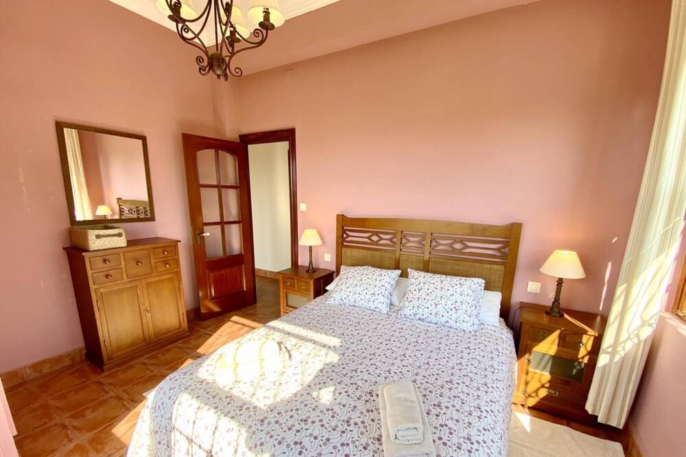 Photo of Bedroom in Faro