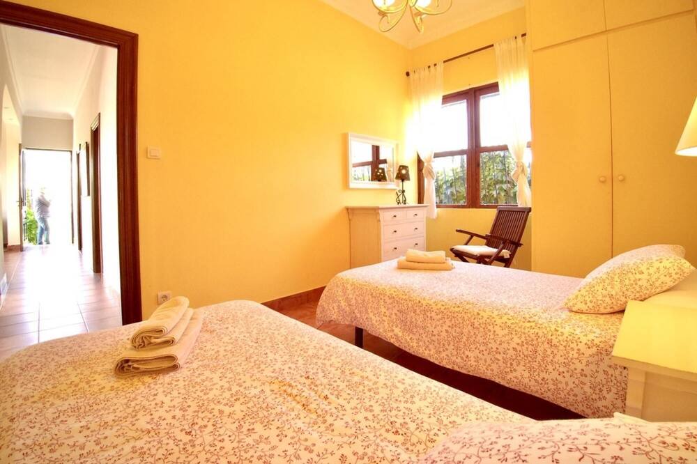 Photo of Bedroom in Faro