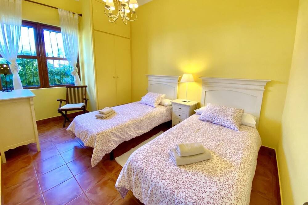 Photo of Bedroom in Faro