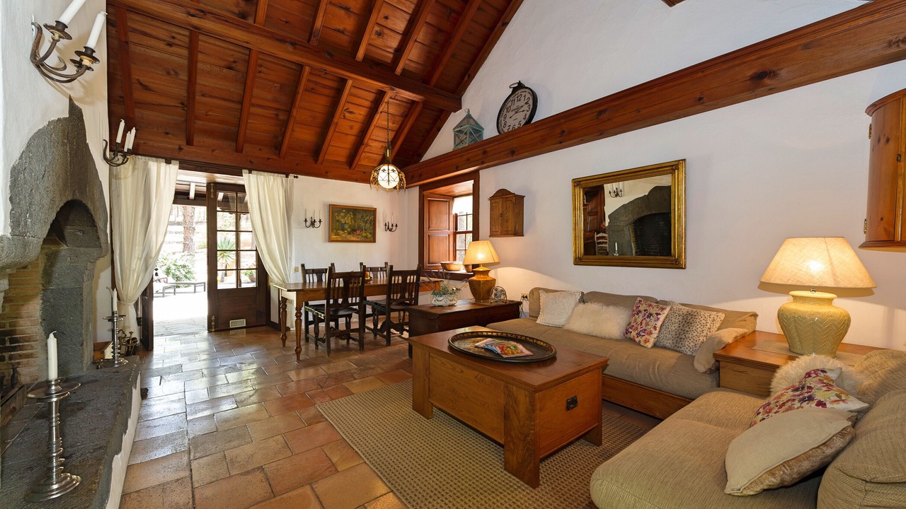 Photo of Livingroom in El Paso