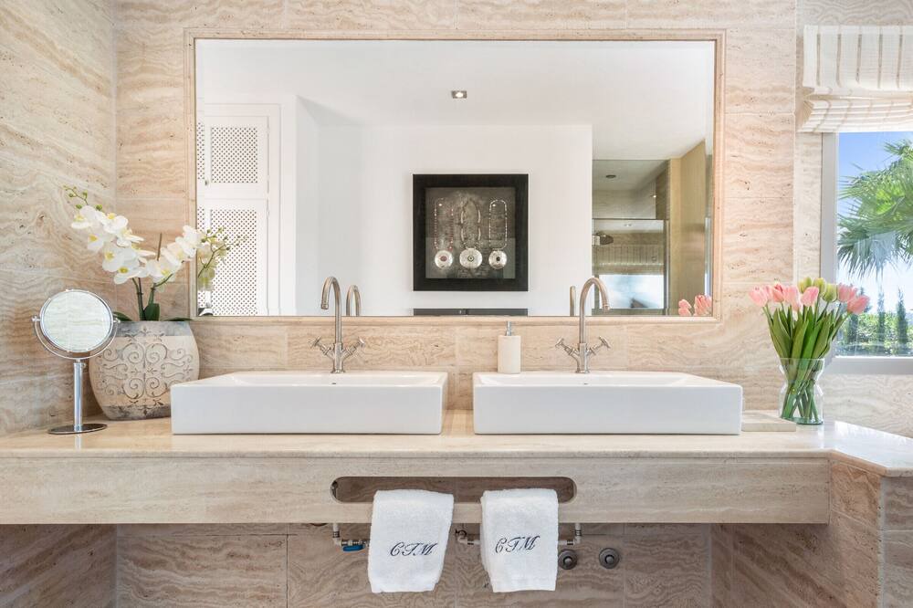 Photo of Bathroom in Santa Gertrudis