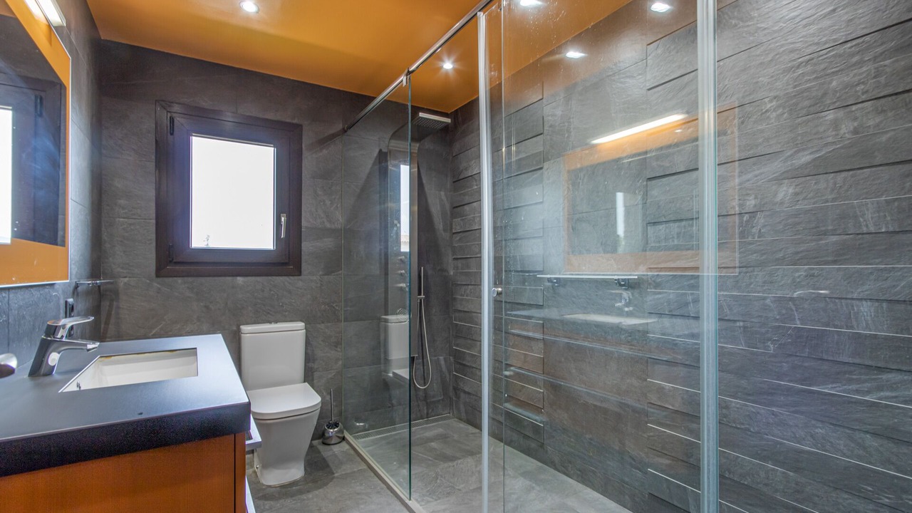 Photo of Bathroom in Perelada